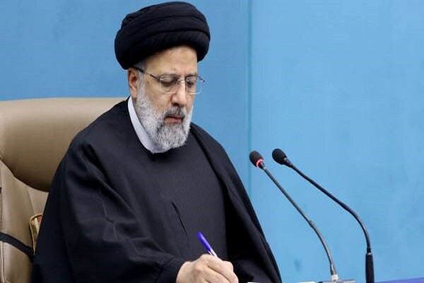 Raeisi condoles martyrdom of Ayatollah Soleimani