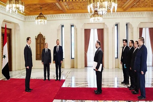 İran'ın Şam Büyükelçisi'nden Beşar Esad'a güven mektubu İran'ın Şam Büyükelçisi'nden Beşar Esad'a güven mektubu