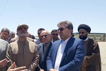 وزیر کشور از طرح آب‌رسانی «فدک» خوزستان بازدید کرد