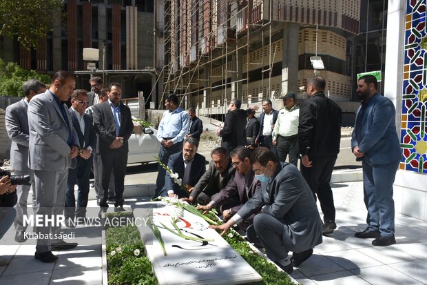 سفر معاون رئیس جمهور و رئیس بنیاد شهید و امور ایثارگران به کردستان