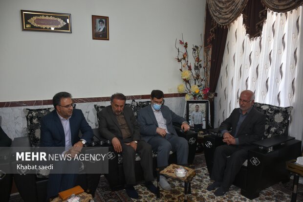 سفر معاون رئیس جمهور و رئیس بنیاد شهید و امور ایثارگران به کردستان