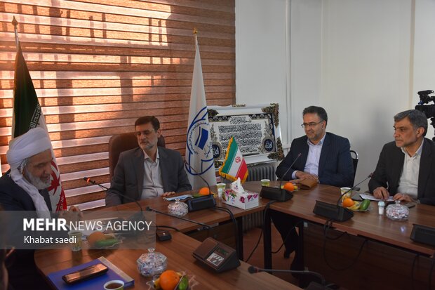سفر معاون رئیس جمهور و رئیس بنیاد شهید و امور ایثارگران به کردستان