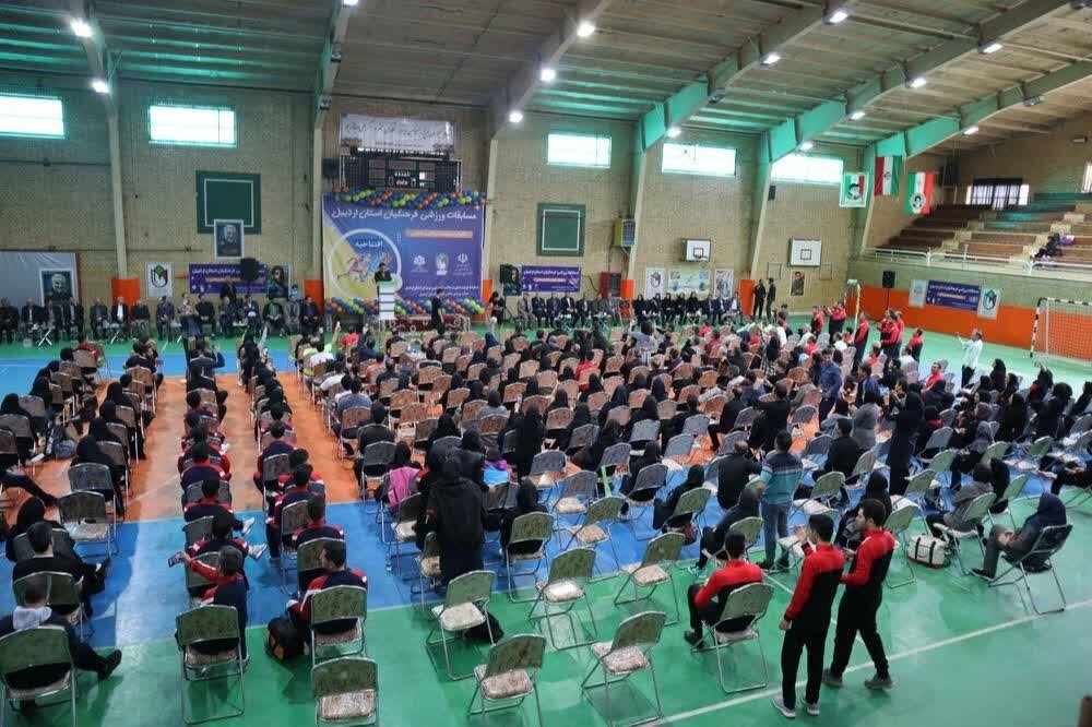 مسابقات ورزشی فرهنگیان استان اردبیل آغاز شد