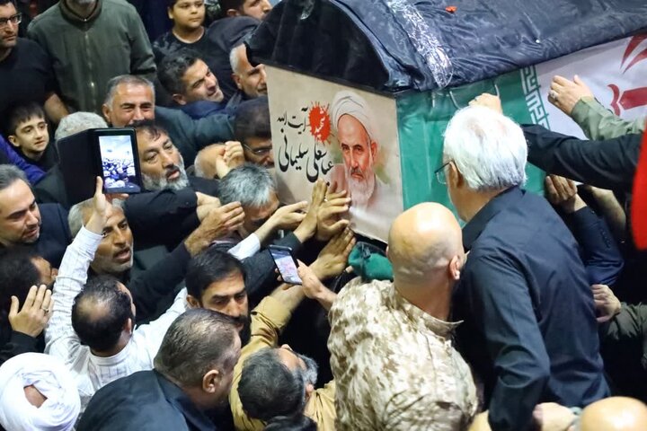 ساده مثل «آقاجان»/ روایتی از مکالمه پایانی آیت الله «سلیمانی»