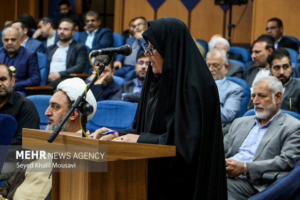 نشست مشترک شورای برنامه‌ریزی و توسعه و فعالان اقتصادی خوزستان