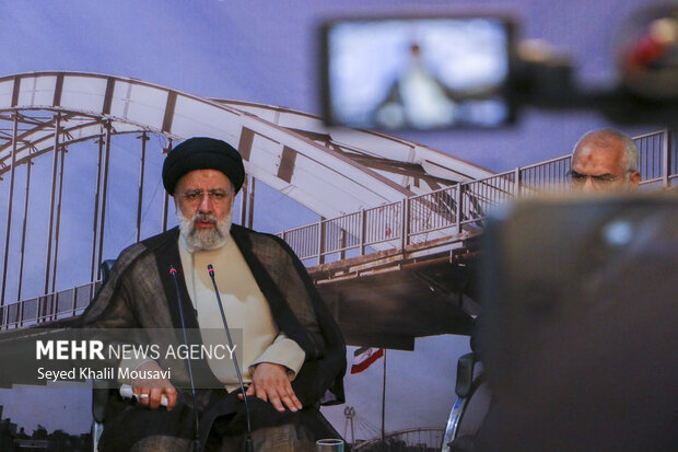 «خوزستان کارگاه عمرانی شد»؛ روایتی از ۸ سفر شهید رئیسی به خوزستان