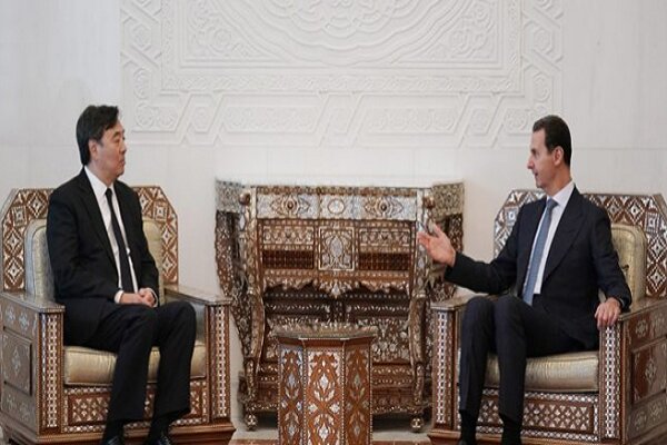 Assad stresses necessity to ditch in US dollar in trade Assad stresses necessity to ditch in US dollar in trade