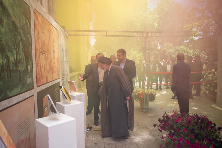 روایت سیاحان از اصفهان در ۱۰ جلد رونمایی شد