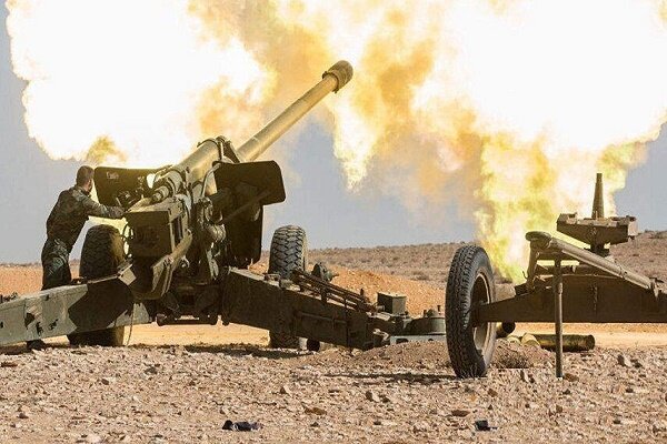 Syrian Army shells terrorists' positions, busts their weapons