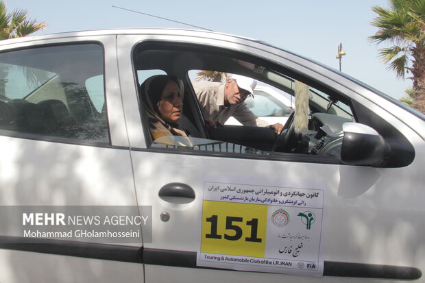 Families rally racing in Bushehr province on Persian Gulf Day