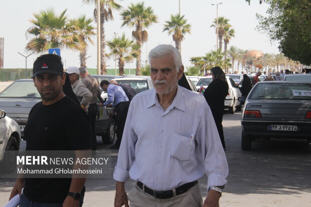 Families rally racing in Bushehr province on Persian Gulf Day