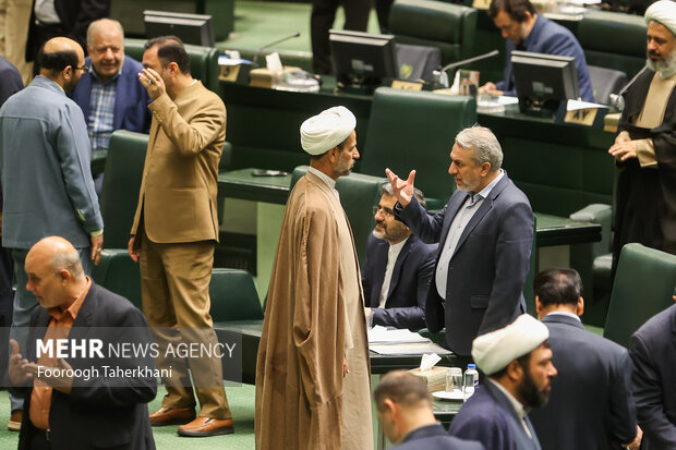 جلسه بررسی استیضاح وزیر صمت