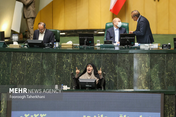 جلسه بررسی استیضاح وزیر صمت
