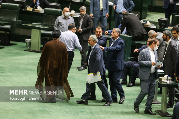 جلسه بررسی استیضاح وزیر صمت