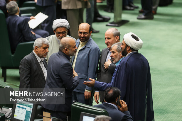 جلسه بررسی استیضاح وزیر صمت