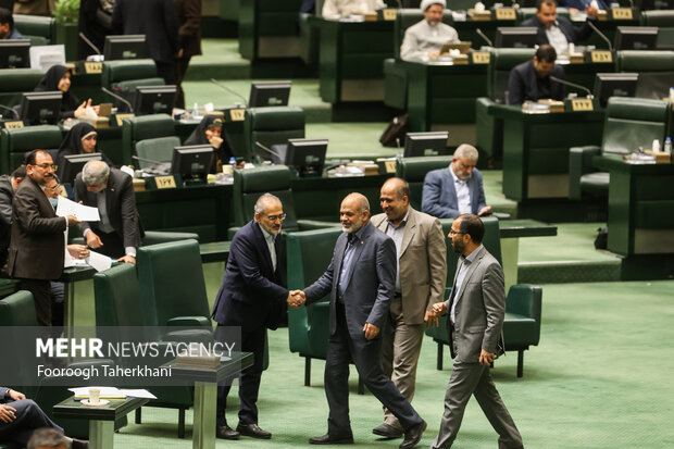 جلسه بررسی استیضاح وزیر صمت