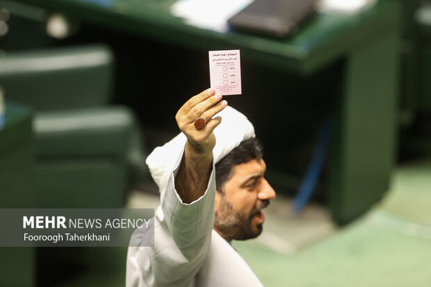 جلسه بررسی استیضاح وزیر صمت