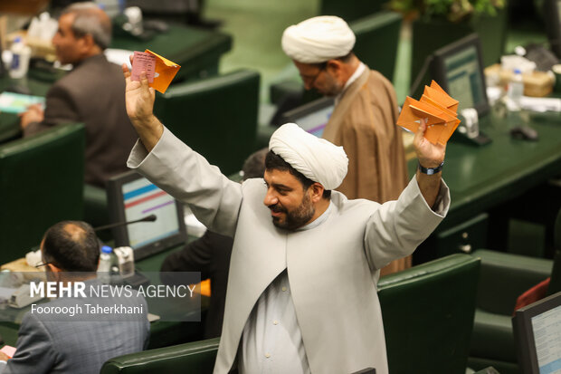 جلسه بررسی استیضاح وزیر صمت