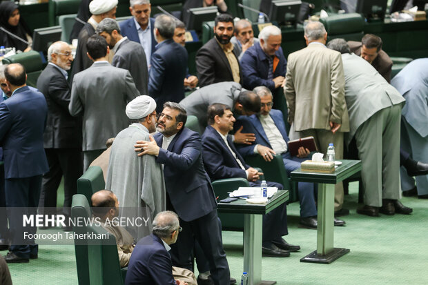 جلسه بررسی استیضاح وزیر صمت