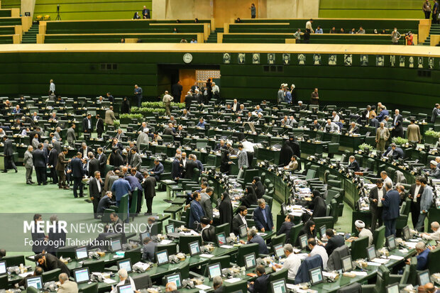جلسه بررسی استیضاح وزیر صمت