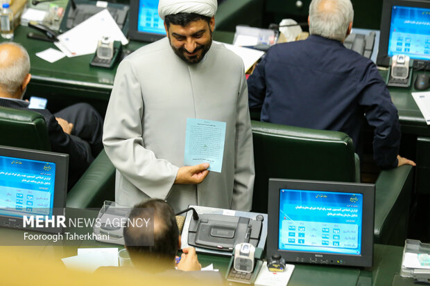 جلسه بررسی استیضاح وزیر صمت