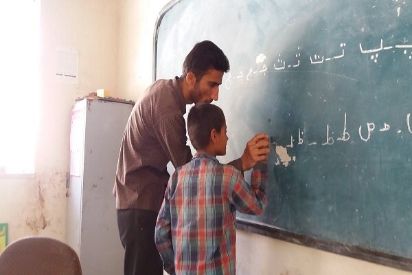عدم پاسخگویی صریح چگونه فرهنگیان را بلاتکلیف کرده بود