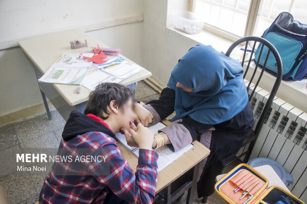 معلمین, فرشتگان زمینی 7