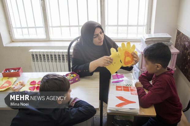 معلمین, فرشتگان زمینی 2