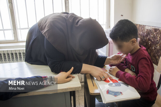 معلمین, فرشتگان زمینی 3