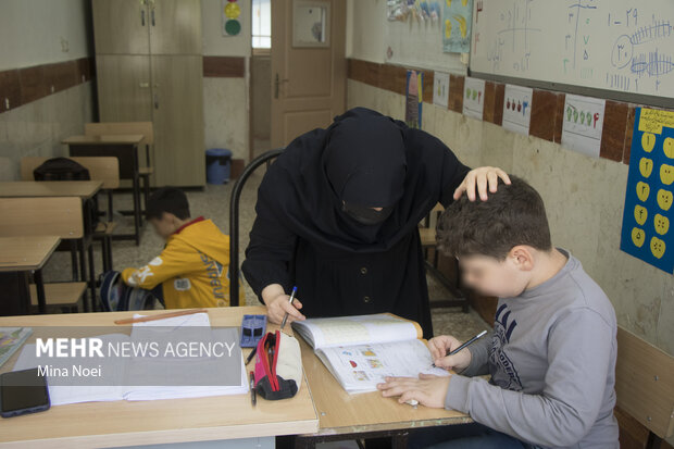 معلمین, فرشتگان زمینی 30