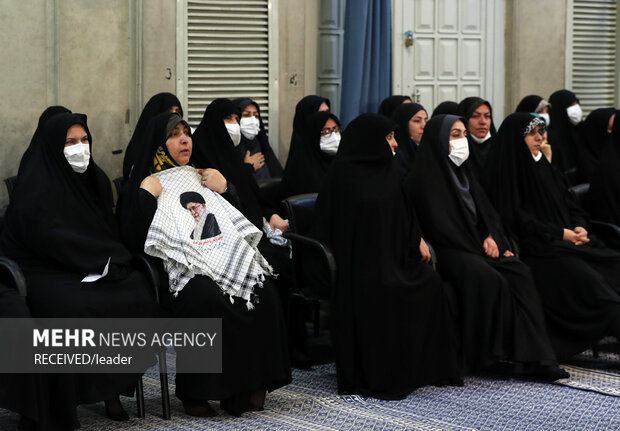 Leader meeting with group of Iranian teachers
