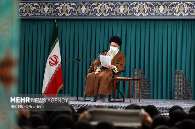 Leader meeting with group of Iranian teachers
