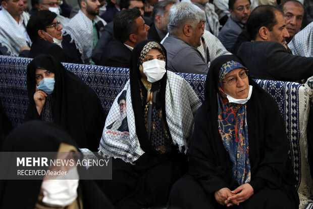 Leader meeting with group of Iranian teachers
