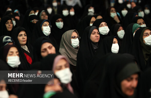 Leader meeting with group of Iranian teachers
