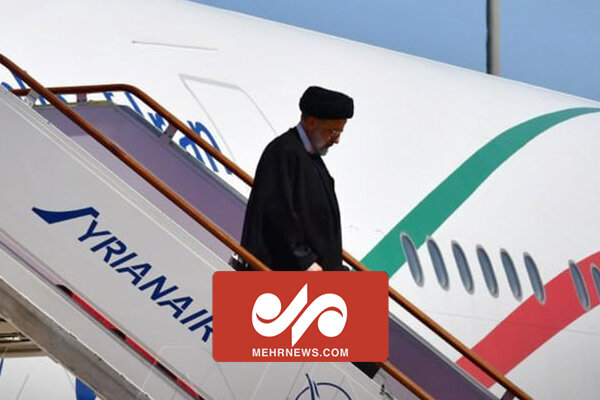 لحظه ورود رئیس جمهور به فرودگاه دمشق و استقبال هیأت سوری
