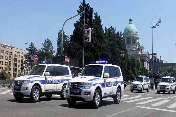 Sırbistan'da ilkokulda silahlı saldırı: 9 ölü Sırbistan'da ilkokulda silahlı saldırı: 9 ölü