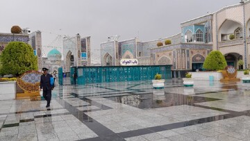 بارش شدید باران و تگرگ در مشهد/برخی معابر دچار آبگرفتگی شدند
