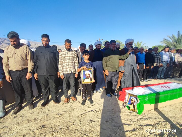 پیکر «حجتالاسلام فولادی» در پاقلات به خاک سپرده شد