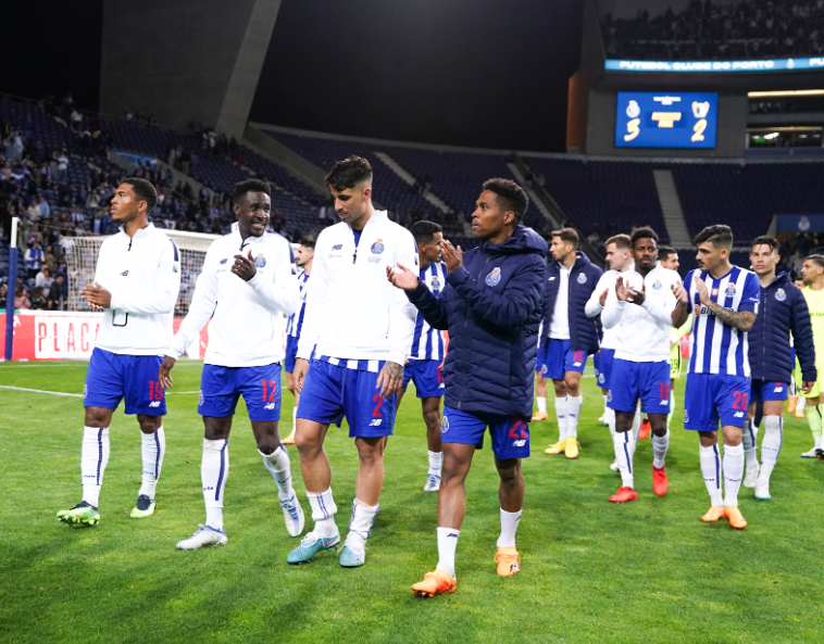 صعود جنجالی پورتو به فینال با پاس طارمی/بازهم توهین نژادپرستانه!