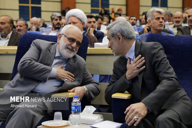 سفر یک روزه تولیت آستان قدس رضوی به همدان
