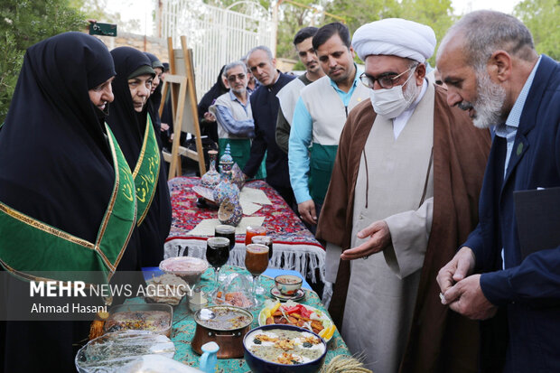 سفر یک روزه تولیت آستان قدس رضوی به همدان