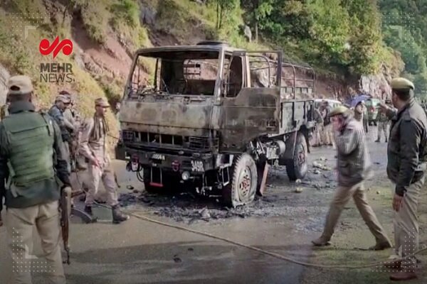 ۵ نظامی ارتش هند در منطقه کشمیر کشته شدند
