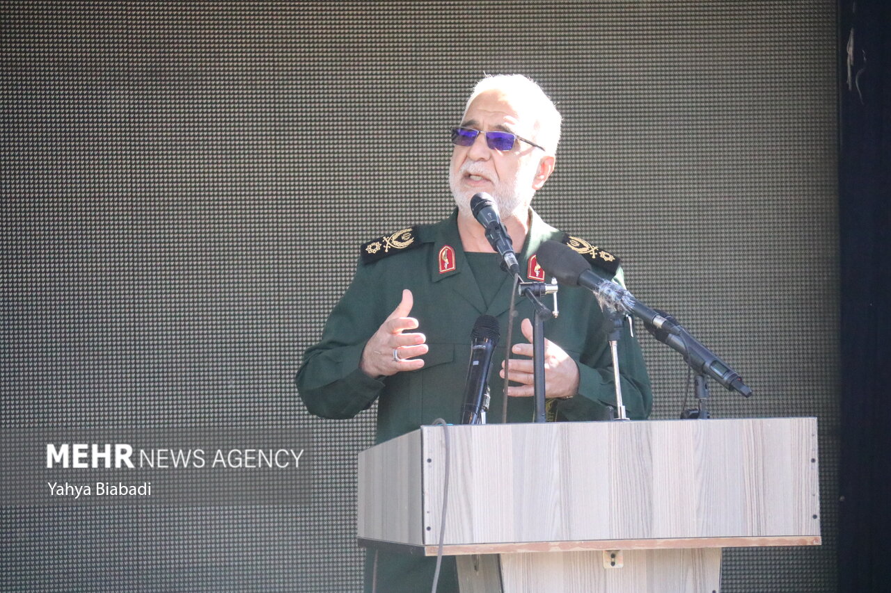 آنچه درصعود ۴۵ هزار نفری به «خانقاه عرفان» گذشت+عکس و فیلم