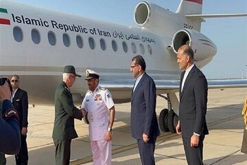 رئيس الاركان الايرانية: زيارة مسقط لها تأثير على تنمية التعاون وتعزيز السلام والصداقة في المنطقة