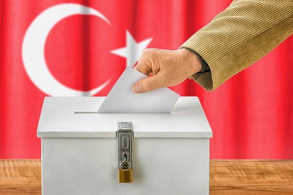 الانتخابات التركية تقترب من نهايتها وسط نسبة إقبال كبيرة