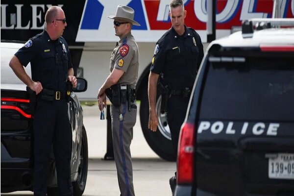 ABD'de göçmenlere feci saldırı: 7 ölü ABD'de göçmenlere feci saldırı: 7 ölü