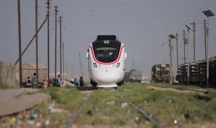 إجتماع إيراني عراقي لتنفيذ مشروع بناء سكة حديد بين مدينتي البصرة والشلامجة 