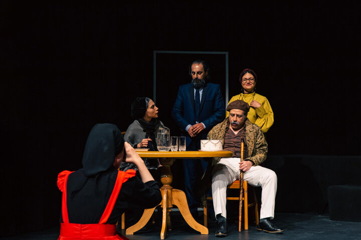 خانوادهای که به امید آزادی خودش را حبس کرد/ شاید نجاری پیشه کردم