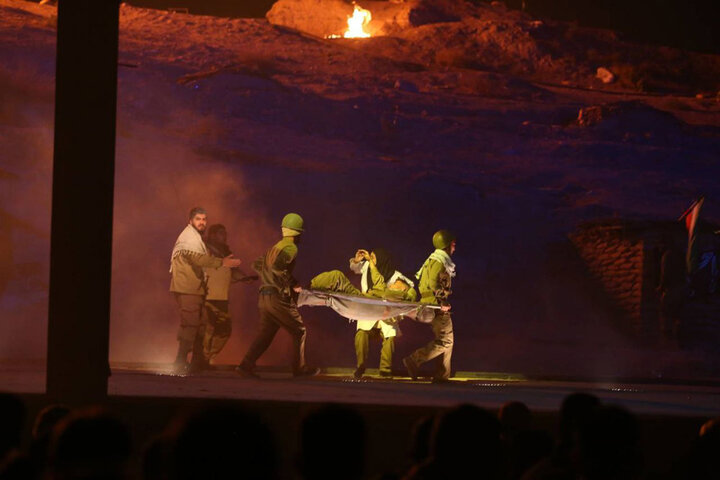 روایت «جهان بانو» از سرگذشت زنان بزرگ/۲۵۰ بازیگر روی صحنه میروند