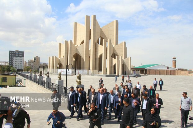 سفر معاون اجرایی رئیس جمهور به آذربایجان شرقی